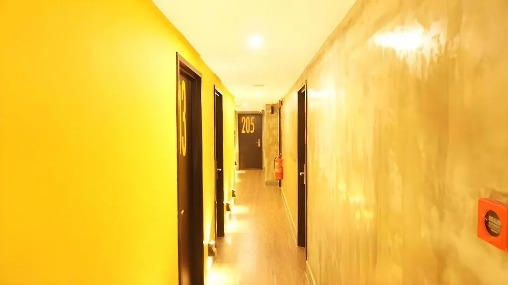 Monaco Boutique Hotel Kampung Air Kota Kinabalu
