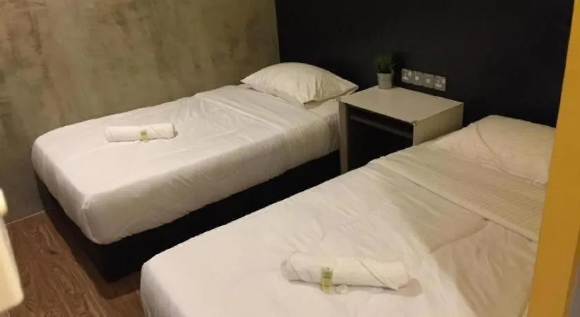 Monaco Boutique Hotel Kampung Air Kota Kinabalu